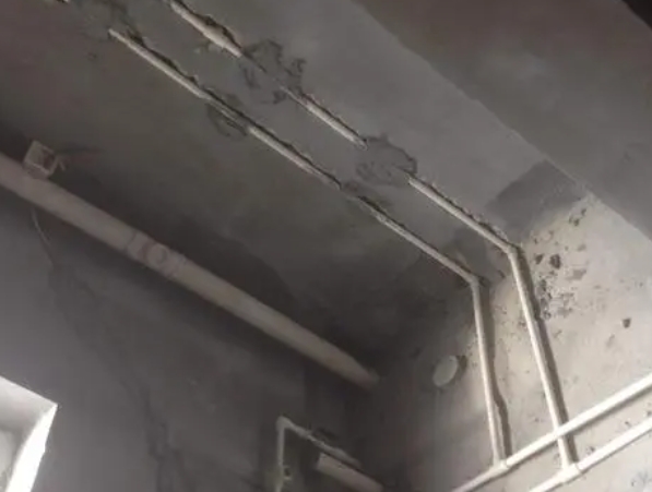 连云港市卫生间漏水维修公司分享下卫生间地漏渗漏维修方案。