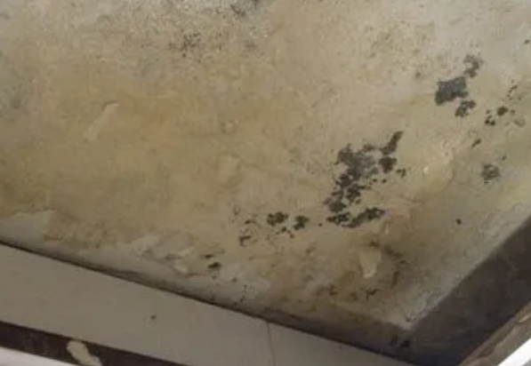 连云港市阳台漏水维修公司分享下连云港市卫生间渗水维修需要注意哪些问题。